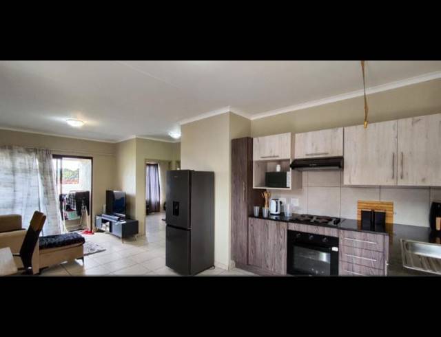 2 BEDROOM APARTMENT FOR SALE IN NORTON PARK